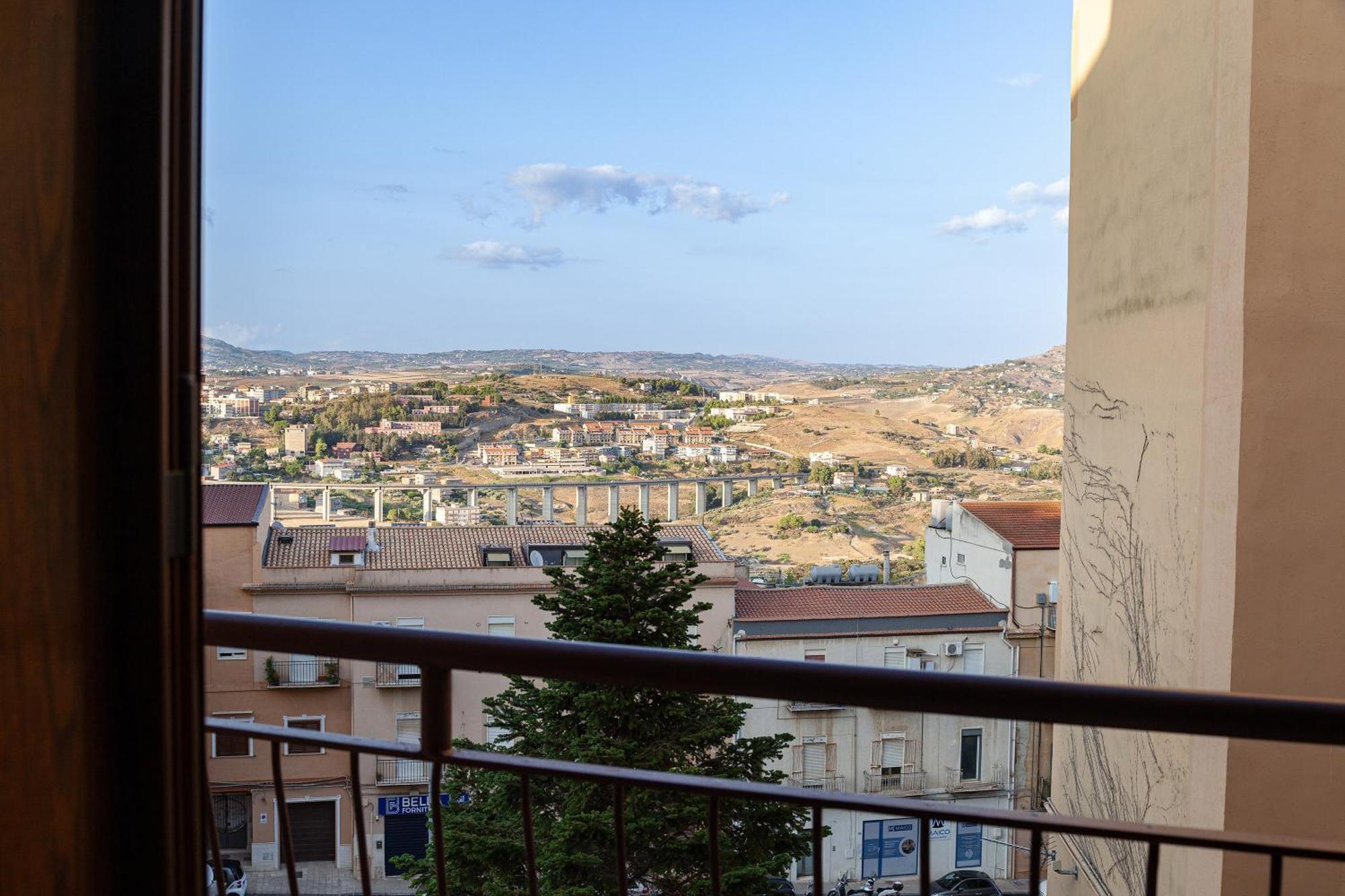 Domus Noem - Locazione Turistica Hotel Agrigento Bagian luar foto